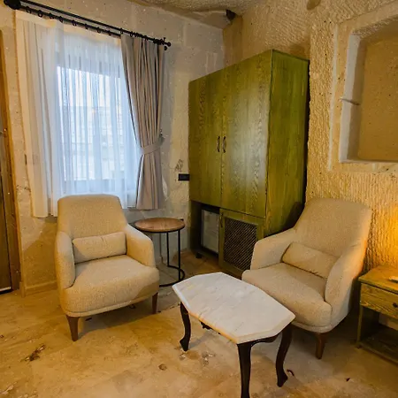 Majestic Cave House נבשהיר