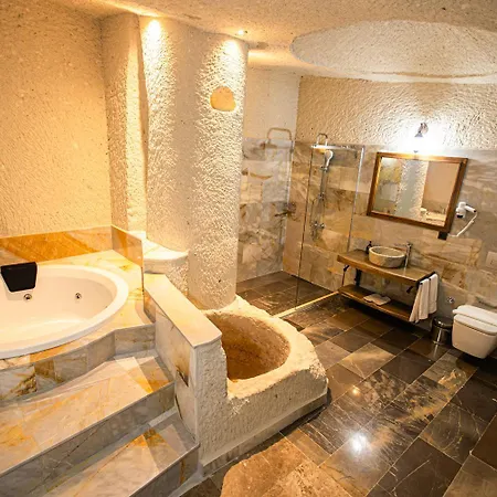 Majestic Cave House Hotel