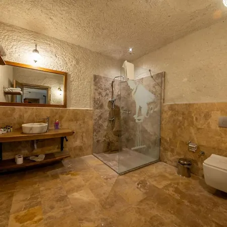 Majestic Cave House נבשהיר