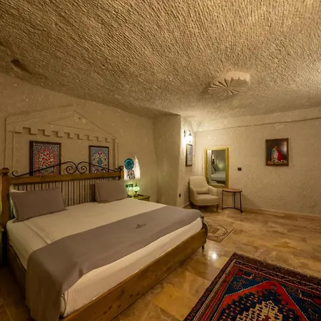 Majestic Cave House מלון נבשהיר