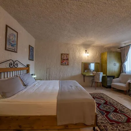 Majestic Cave House נבשהיר