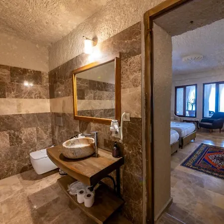 מלון Majestic Cave House נבשהיר
