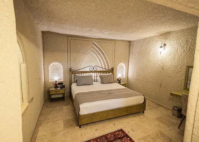 Majestic Cave House Hotell *