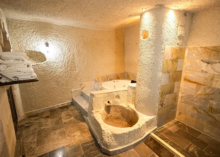 Majestic Cave House Hotell *