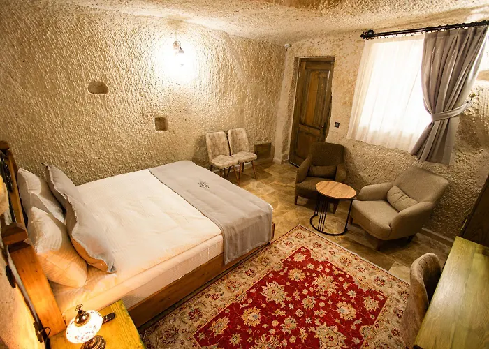 Otel Majestic Cave House *